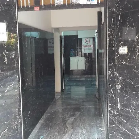 Gunay Hotell 2*