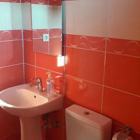 Gunay Hotel 2*