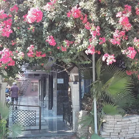 Gunay Ξενοδοχείο 2*
